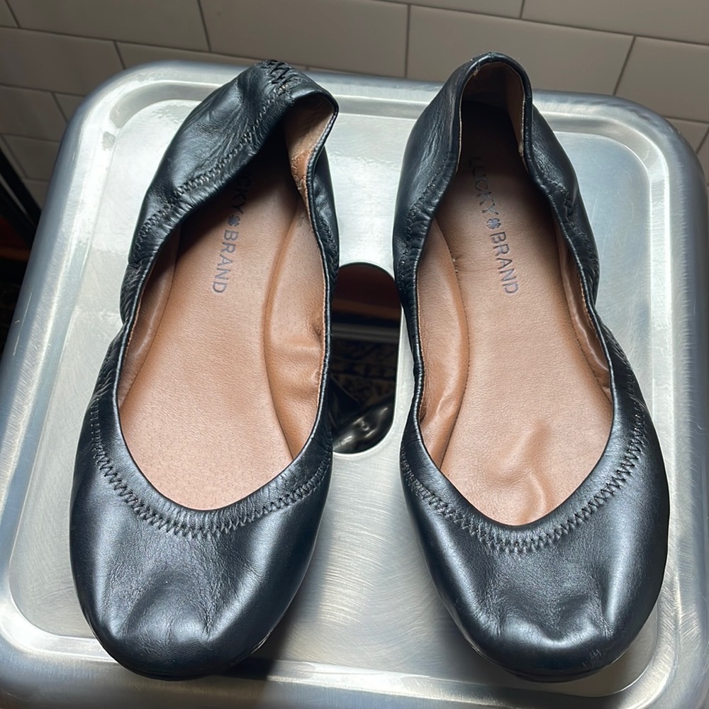 Ballet flats